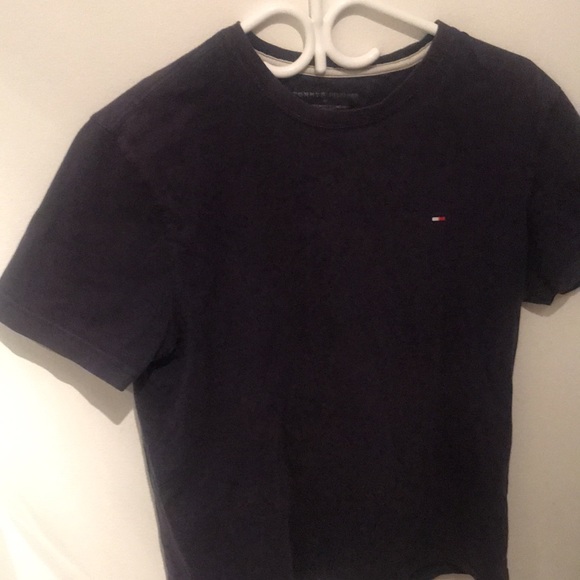 Tommy Hilfiger Super Soft Thick light black tee w/ cream inner collar - Picture 2 of 6